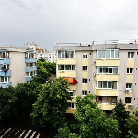 Apartments In The Aviatiei Area On Bucarest Extérieur photo
