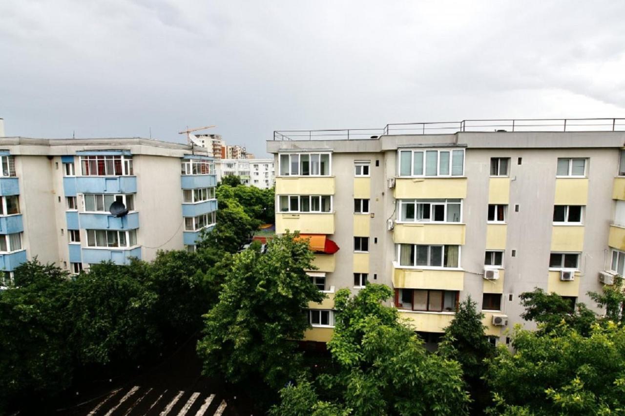 Apartments In The Aviatiei Area On Bucarest Extérieur photo